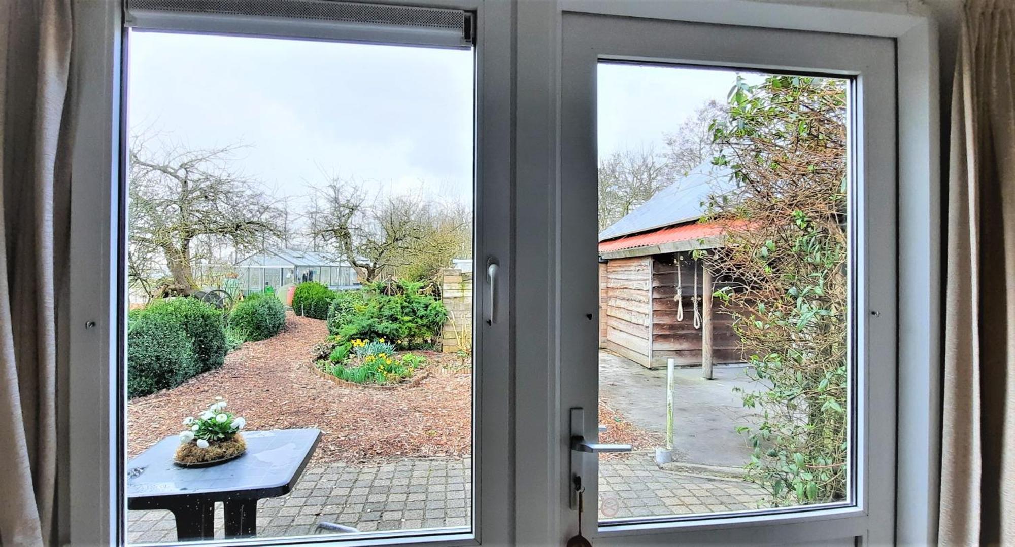 Appartement 2 Met Terras Aan De Tuin Van Op De Roemte Baflo 외부 사진
