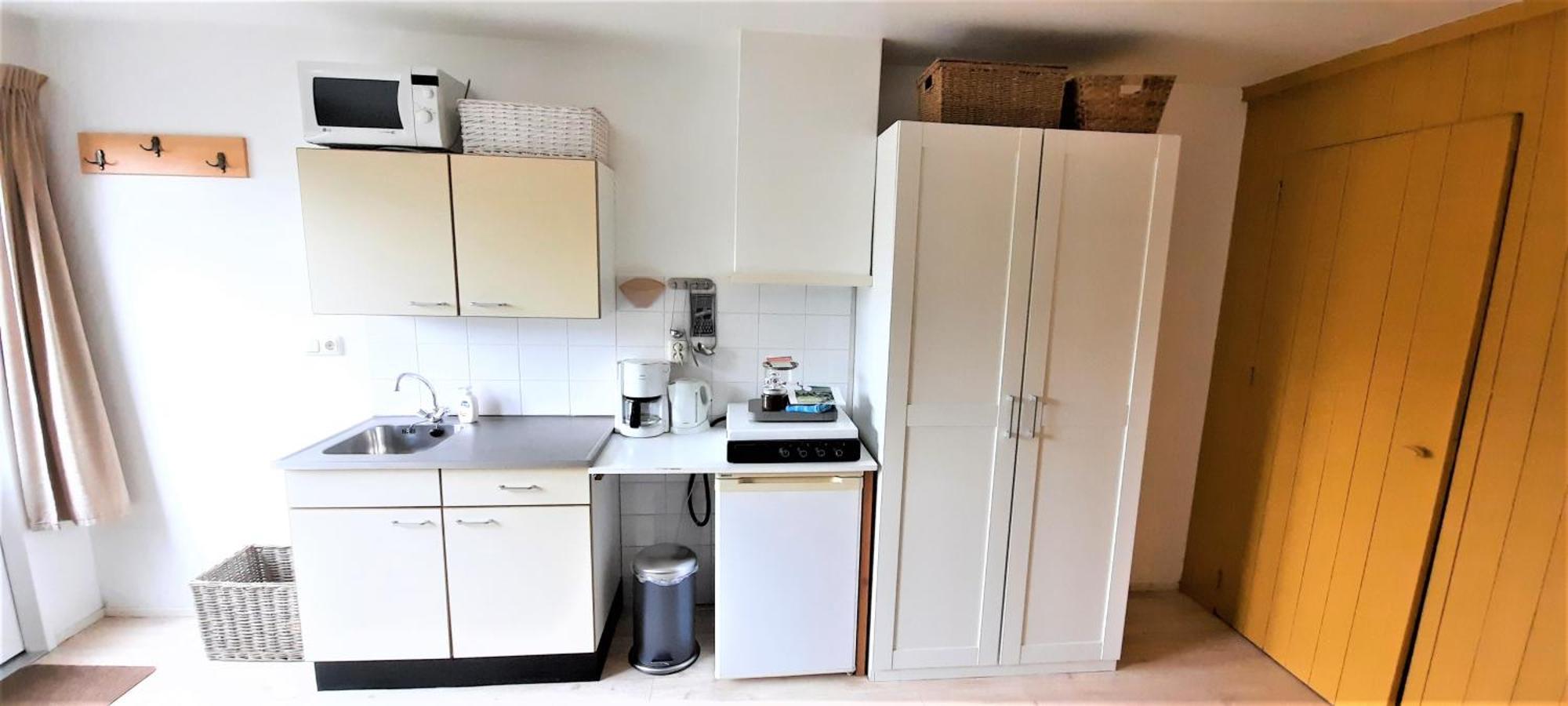 Appartement 2 Met Terras Aan De Tuin Van Op De Roemte Baflo 외부 사진